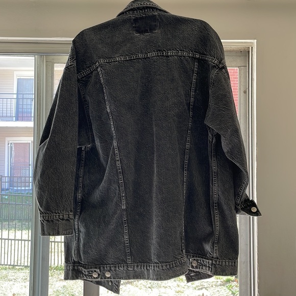 American Eagle black denim jacket, size medium. - Picture 4 of 4